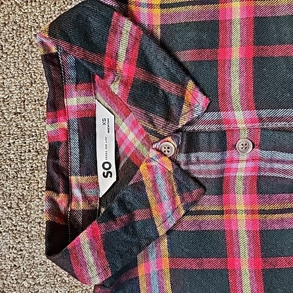 Top - Picture 5 of 16